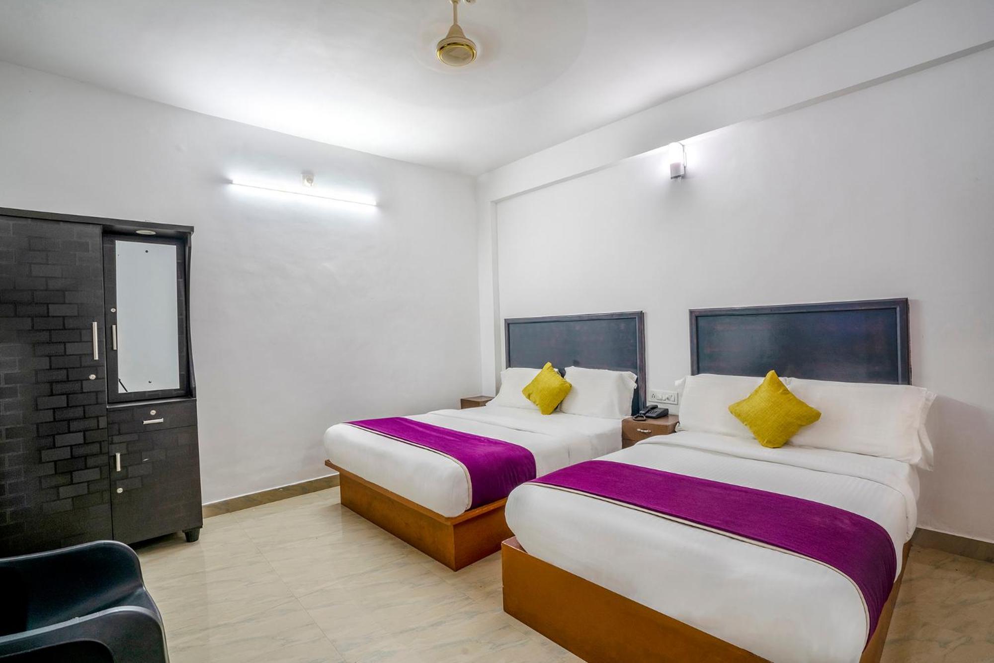 Fabhotel Abrigo Residency Anaviratty 外观 照片