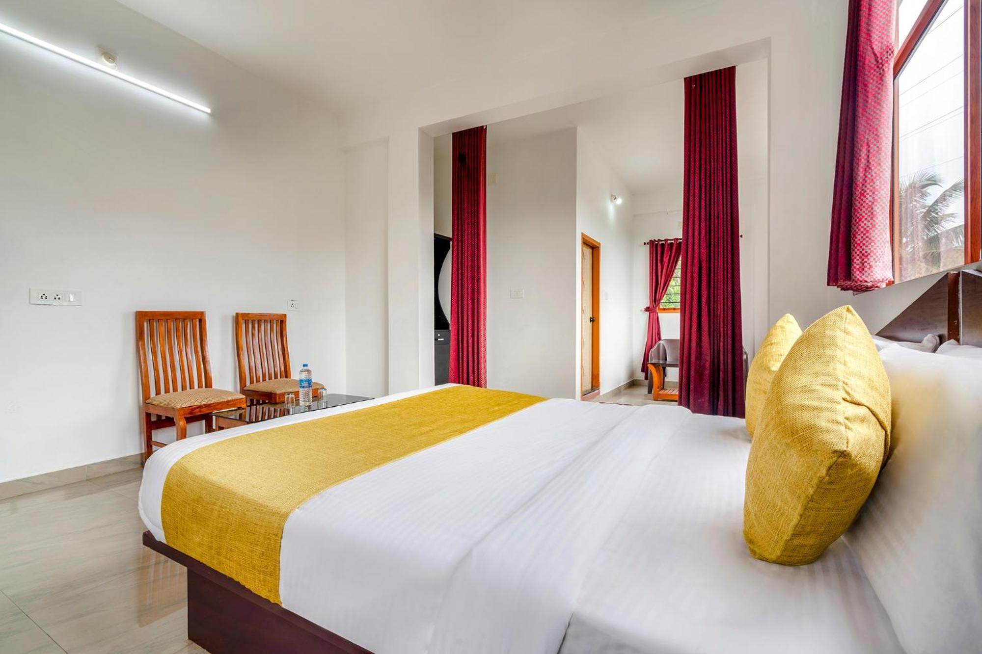 Fabhotel Abrigo Residency Anaviratty 外观 照片