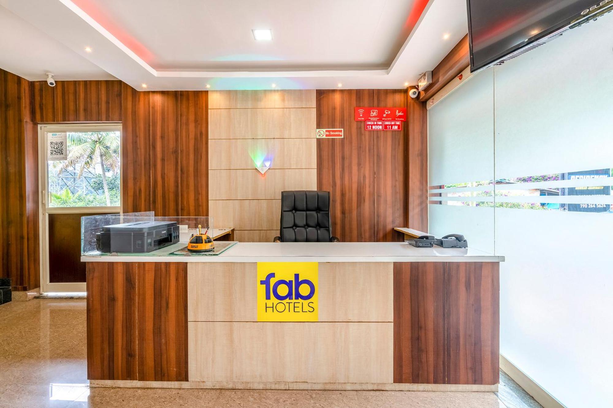 Fabhotel Abrigo Residency Anaviratty 外观 照片